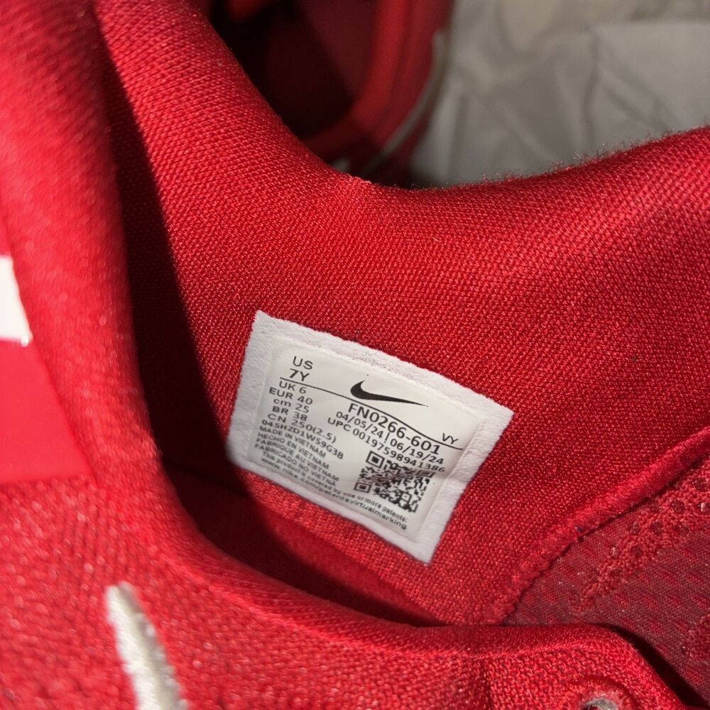 NIKE KOBE Bryant 8 UNIVERSITY RED White SIZE 7 NBA Sneakers - Picture 4 of 16